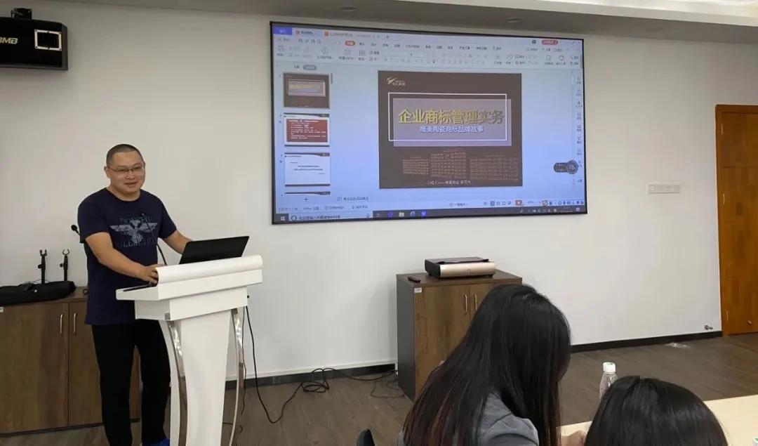 电子游戏麻将胡了app